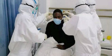 ASSURANCE COVID-19 :   330 MILLIONS DE FCFA VERSES AU PERSONNEL SOIGNANT