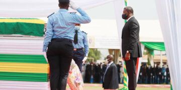 NECROLOGIE :  LE PRESIDENT DE LA REPUBLIQUE REND HOMMAGE A FEU OUATTARA FAMBARE NATCHABA