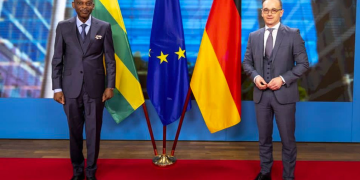 RENFORCEMENT DES RELATIONS BILATERALES : LE MINISTRE DES AFFAIRES ETRANGERES, ROBERT DUSSEY EN ALLEMAGNE