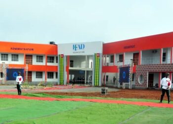 FAURE GNASSINGBE INAUGURE L’INSTITUT DE FORMATION EN ALTERNANCE POUR LE DEVELOPPEMENT D’ELAVAGNON