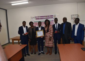 OLYMPIADES PANAFRICAINES DE MATHÉMATIQUES A CAPETOWN :  LES TROIS MÉDAILLES TOGOLAIS PRÉSENTÉS AUX AUTORITÉS